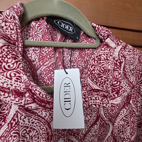 NWT Cider Blouse Size Large Red Cream Long Sleeved Ruffle Collar Button Up - Picture 7 of 10